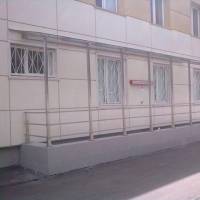 Козырьки из нержавеющей стали с триплексом из каленого стекла
